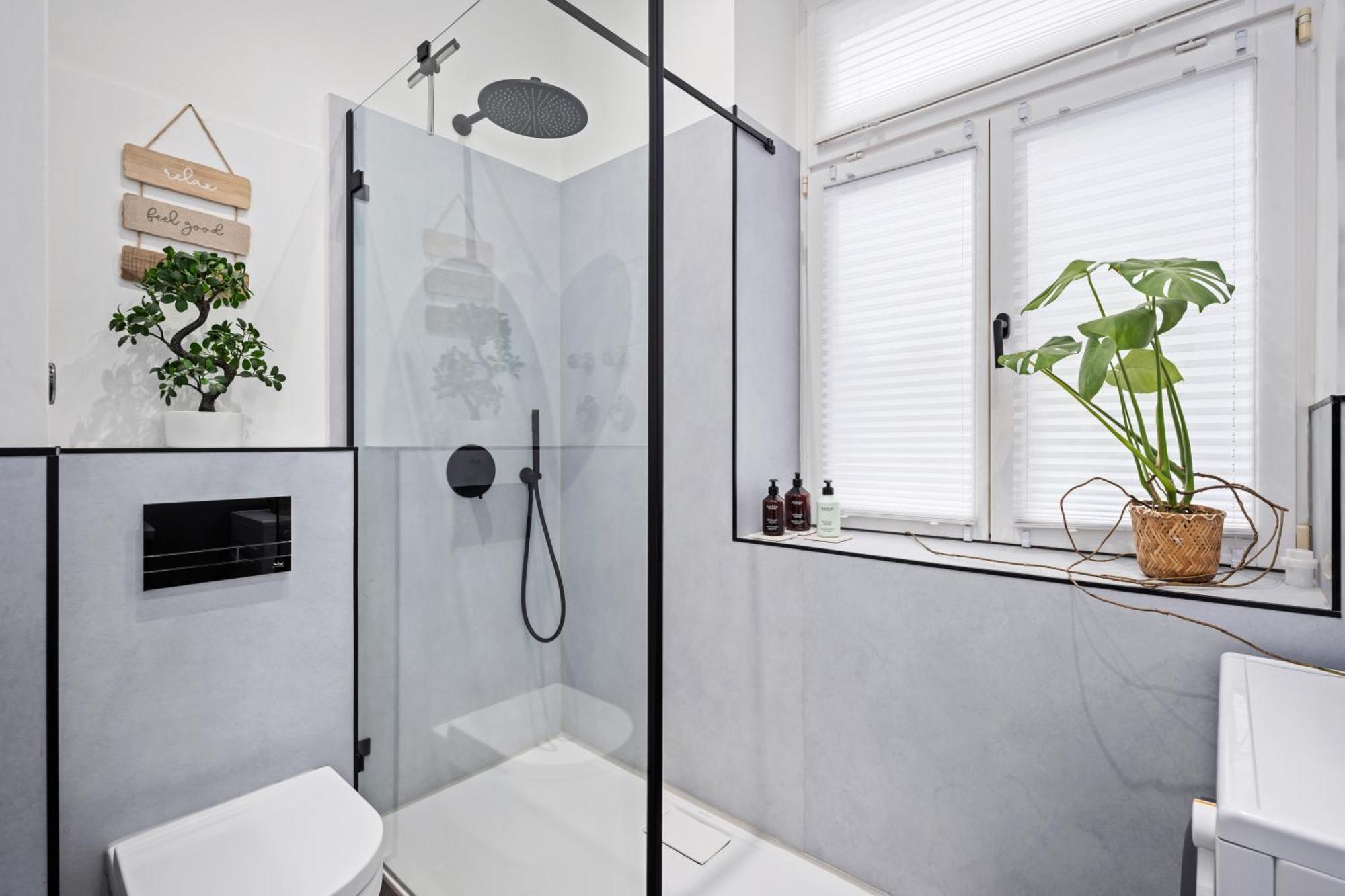 Edler Wohnraum Luxurioeses Stadtstudio Mit Balkon, Kaffeevollautomat & Klima Zwickau Kültér fotó