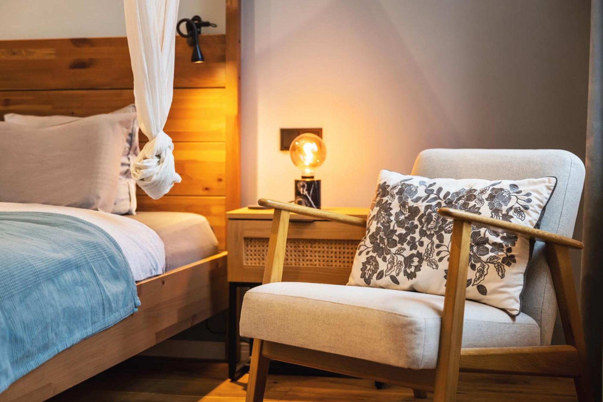 Edler Wohnraum Luxurioeses Stadtstudio Mit Balkon, Kaffeevollautomat & Klima Zwickau Kültér fotó
